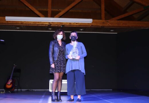 Rocío González recibe o XX Premio de Interpretación Teatral Maruxa Villanueva